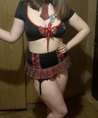 Лира, 24 года